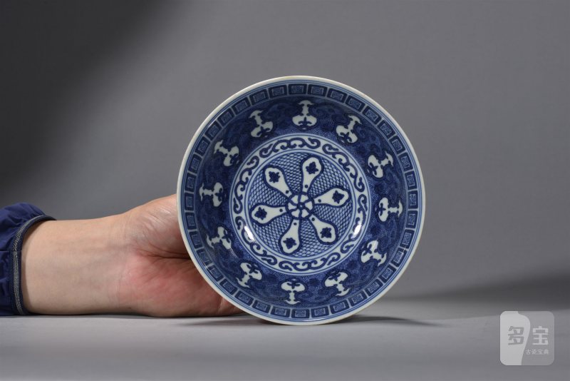 清道光 青花苜蓿纹碗 - 图4
